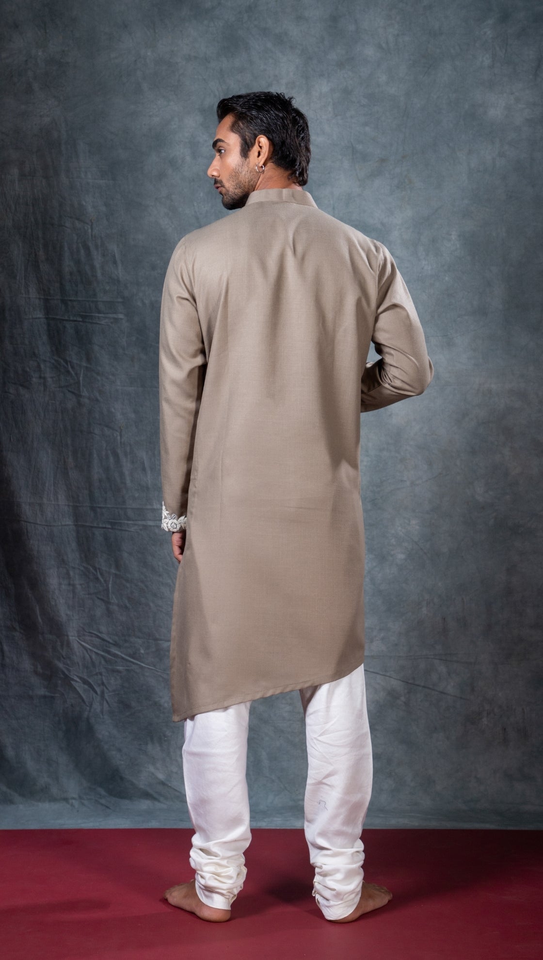 Linen Embroidered Kurta
